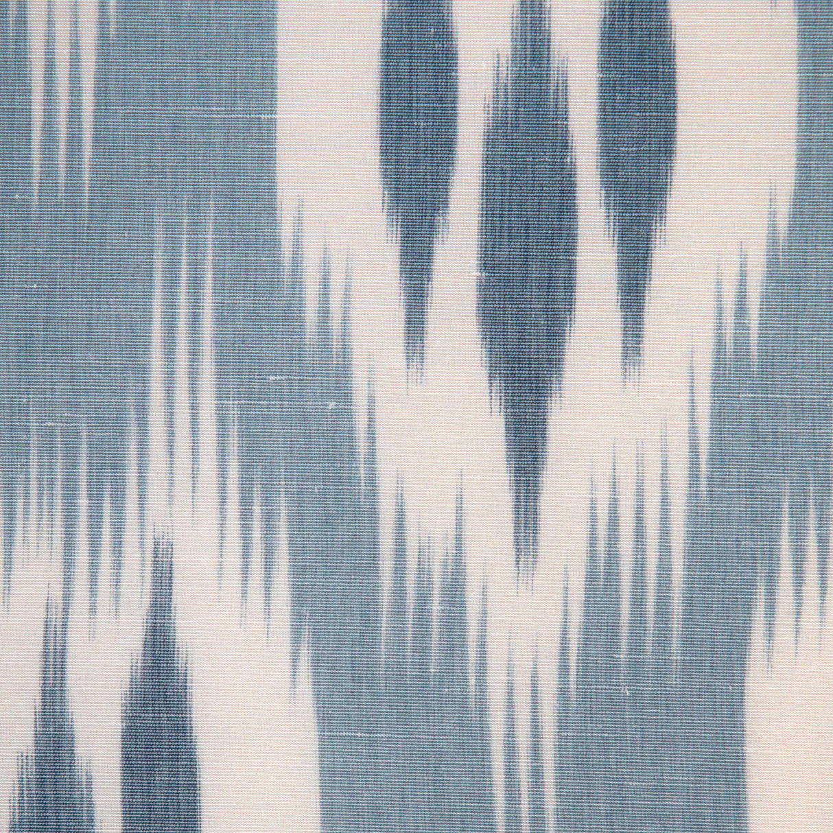 Lee Jofa CLARE PRINT MARINE Drapery Fabric