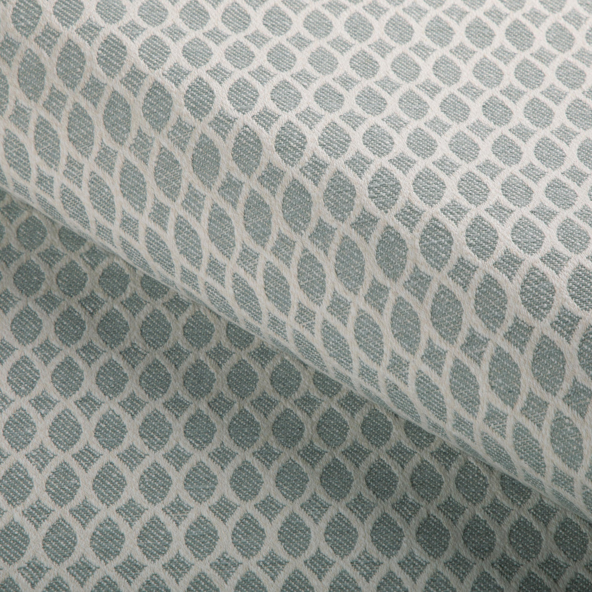 Kravet DESIGN 37114 15 Upholstery Fabric