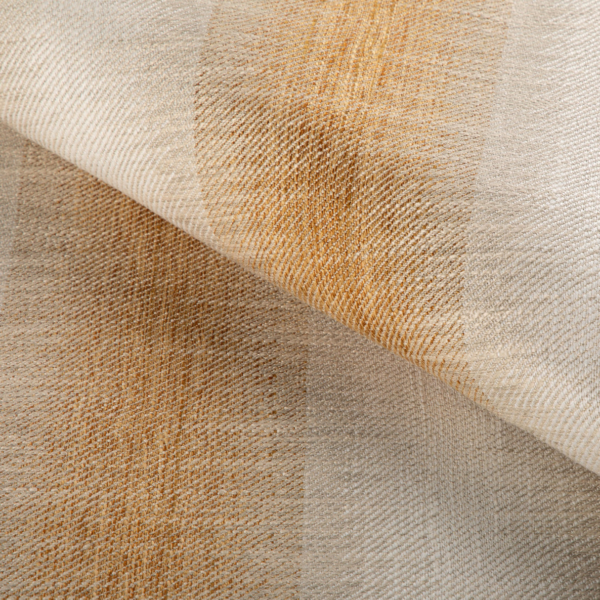 Kravet DESIGN 37118 12 Upholstery Fabric