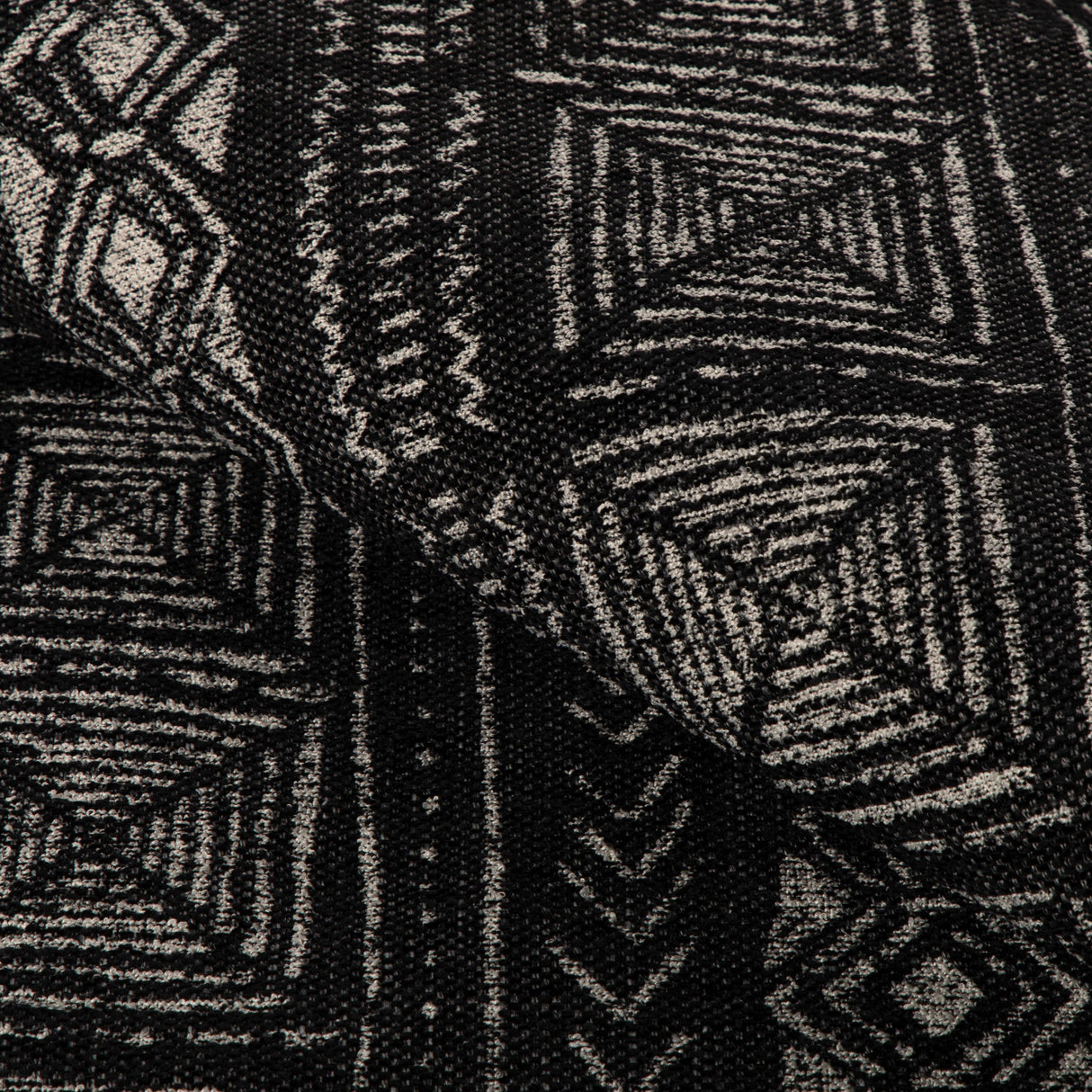 Kravet DESIGN 37136 8 Upholstery Fabric