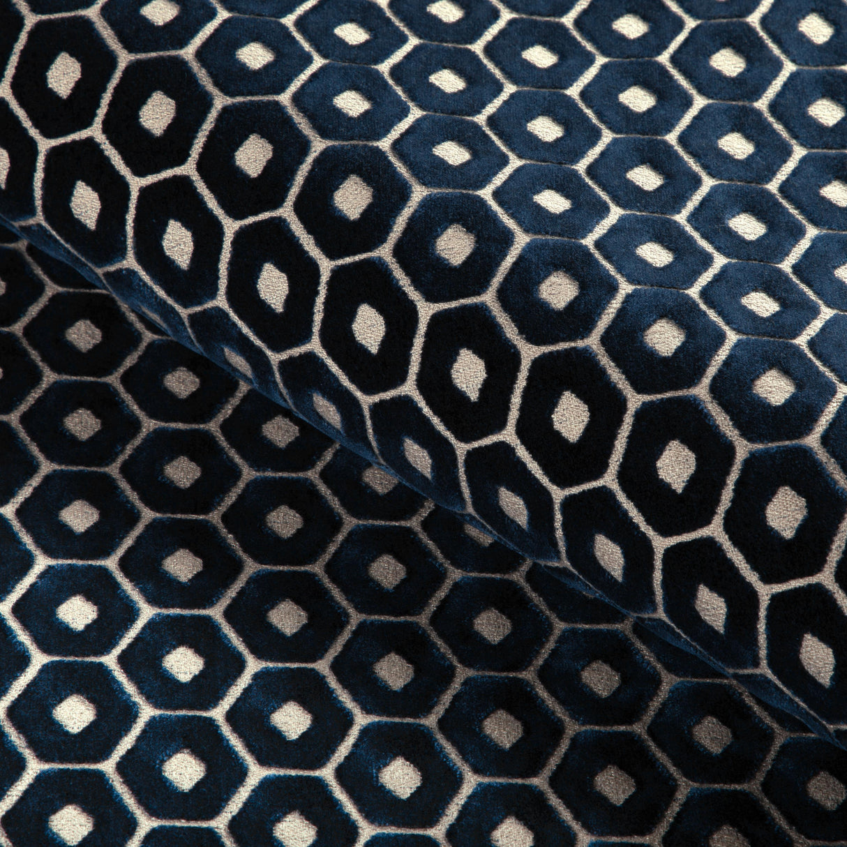 Kravet DESIGN 37138 51 Upholstery Fabric