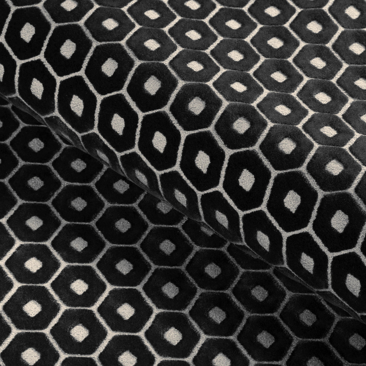 Kravet DESIGN 37138 1101 Upholstery Fabric