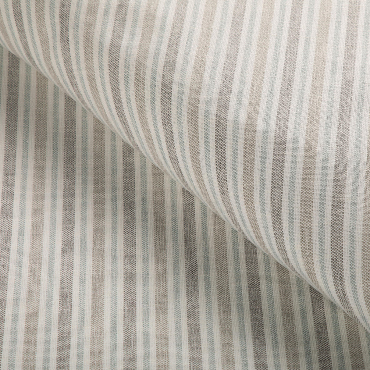 Kravet DESIGN 37176 1135 Upholstery Fabric