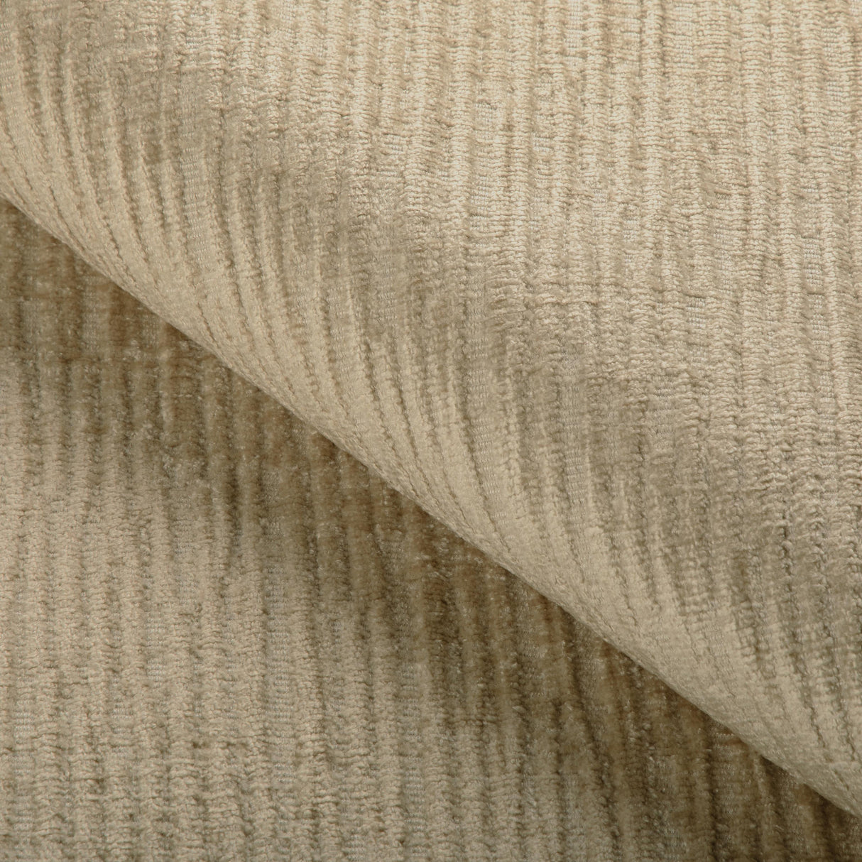 Kravet DESIGN 37208 16 Upholstery Fabric