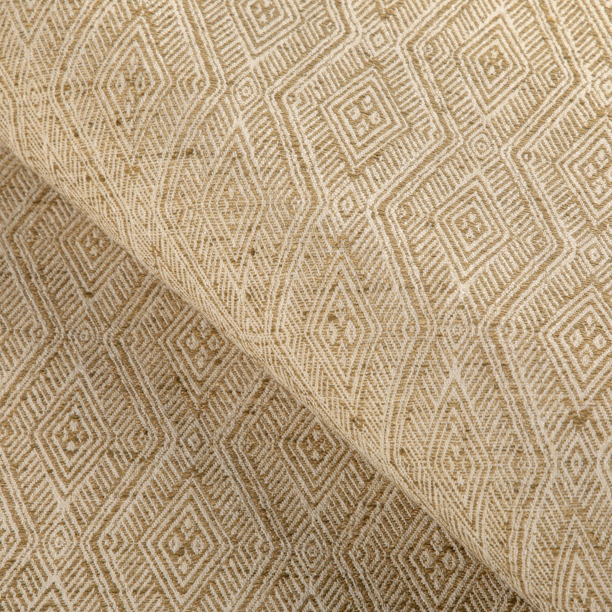 Kravet DESIGN 37225 16 Upholstery Fabric