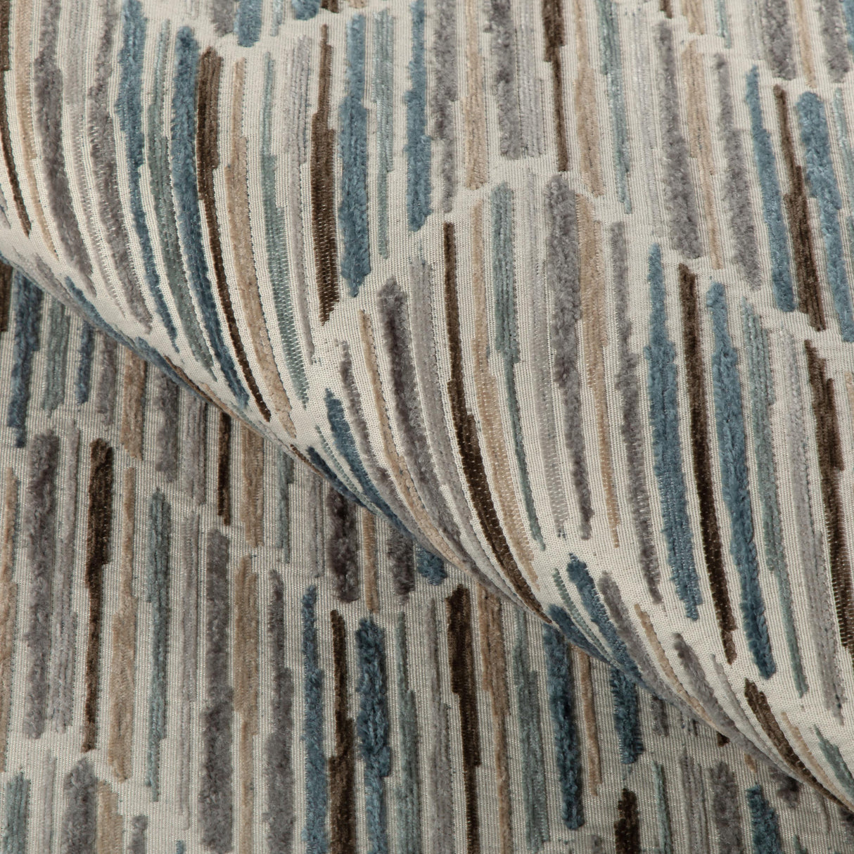 Kravet DESIGN 37242 1311 Upholstery Fabric