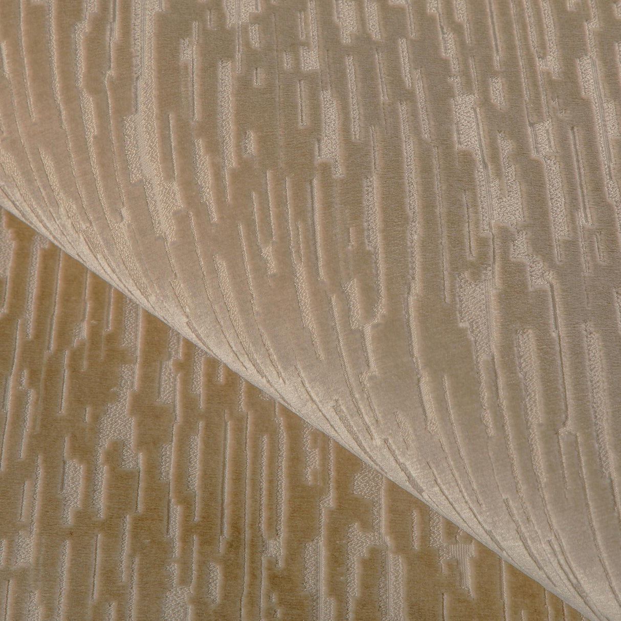 Kravet RENDEZVOUS QUARTZ Upholstery Fabric