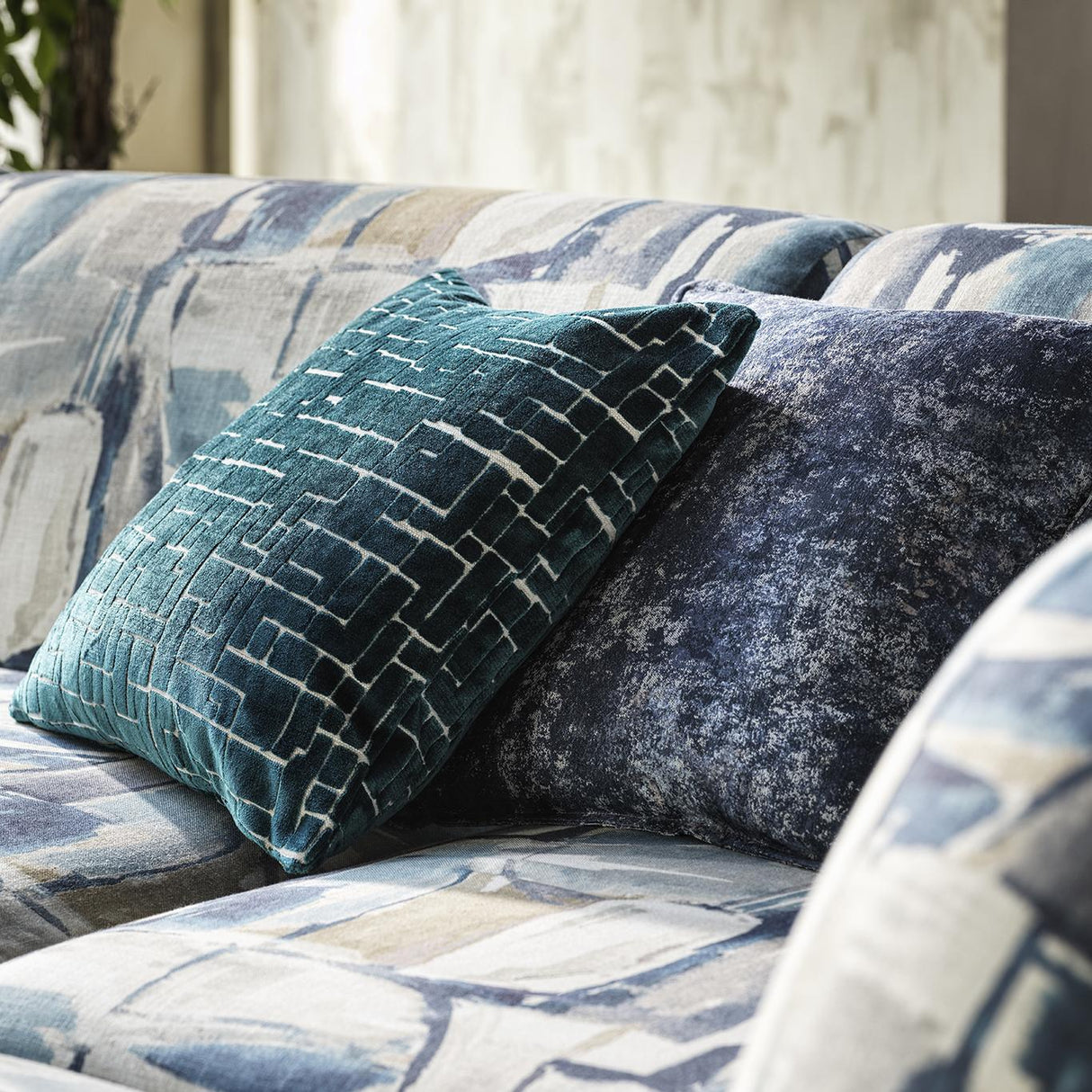 Clarke & Clarke PITTURA MIDNIGHT Fabric