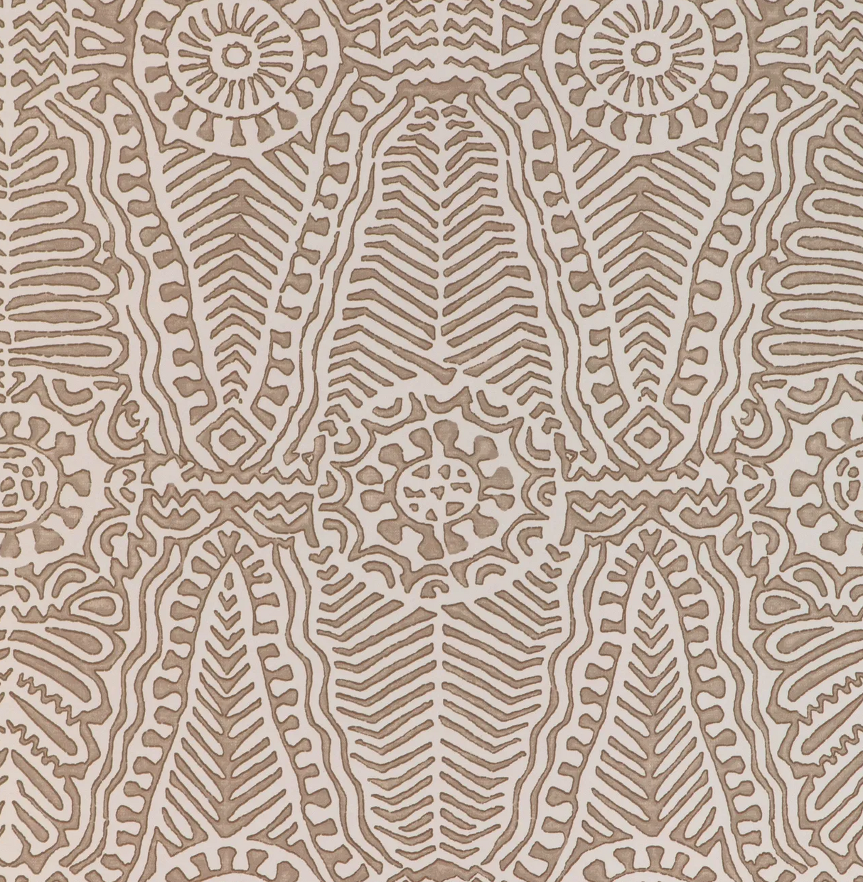 Lee Jofa DRAYTON PAPER BUFF Wallpaper