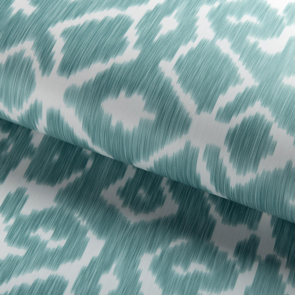 Lee Jofa TOPONAS PAPER SKY Wallpaper