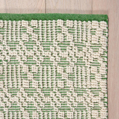 Schumacher Green 8' x 26' Erickson Rug