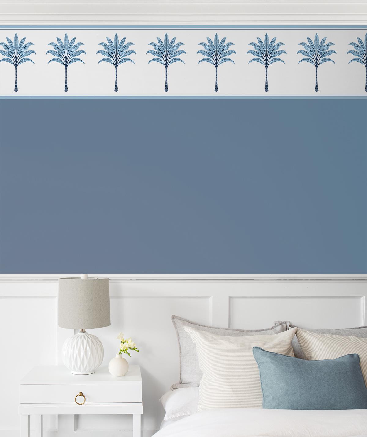 Seabrook Montgomery Palm Border Blue Lake Wallpaper