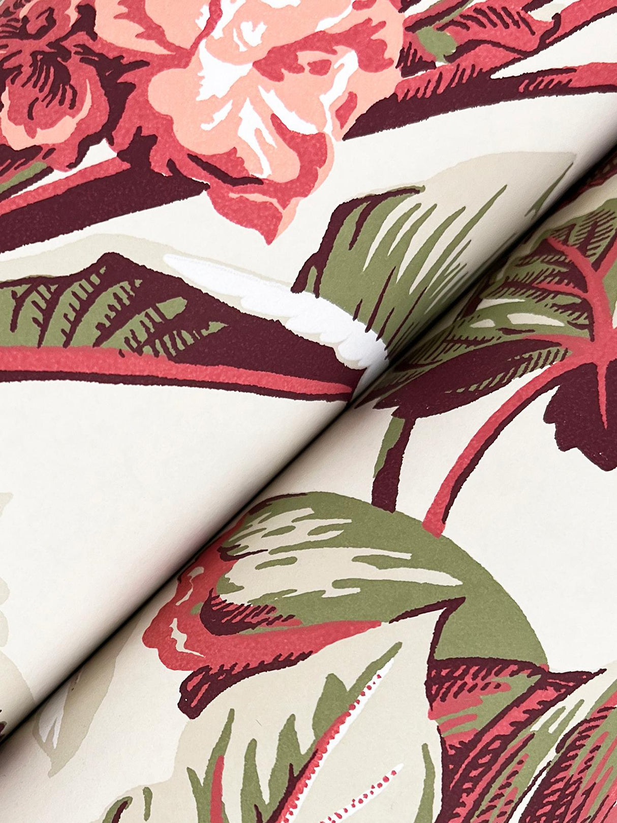 Ronald Redding Designs Mystic Isle Neutral Wallpaper