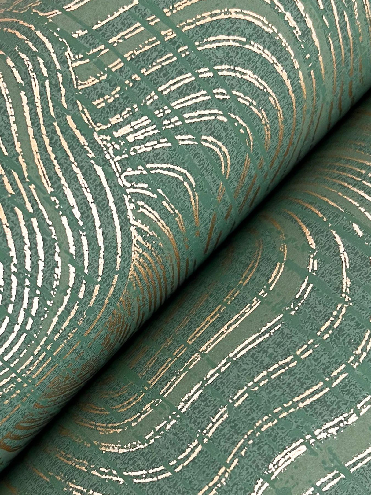 Ronald Redding Designs Geodes Green Wallpaper