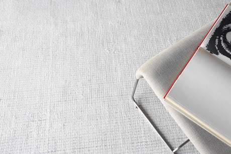 Exquisite Rugs Manhattan Handmade Handloomed Polyester 5960 Ivory 8' x 10' Area Rug