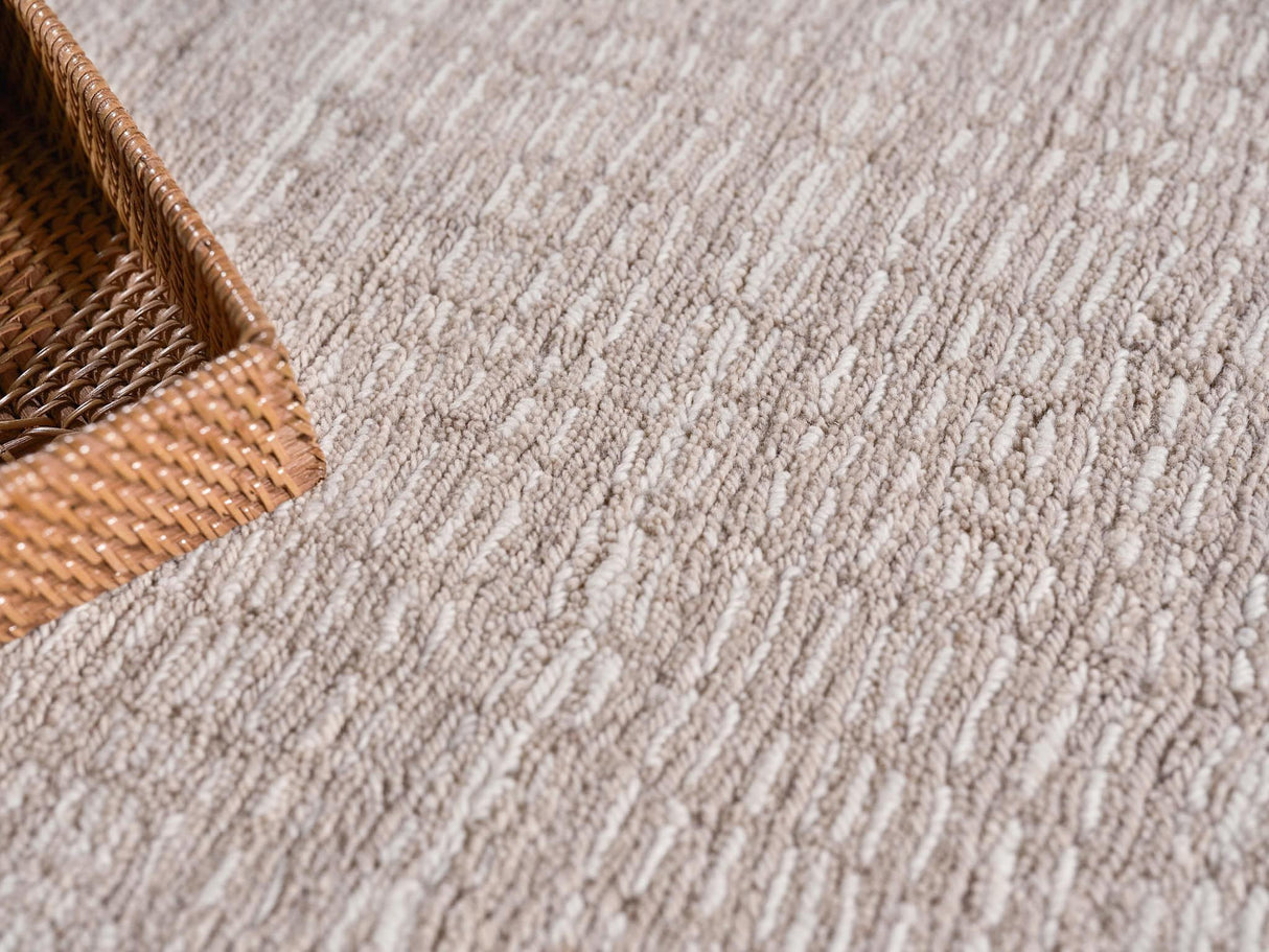 Exquisite Rugs Alpine Handmade Handloomed New Zealand Wool 5970 Light Beige/Ivory 2' x 3' Area Rug