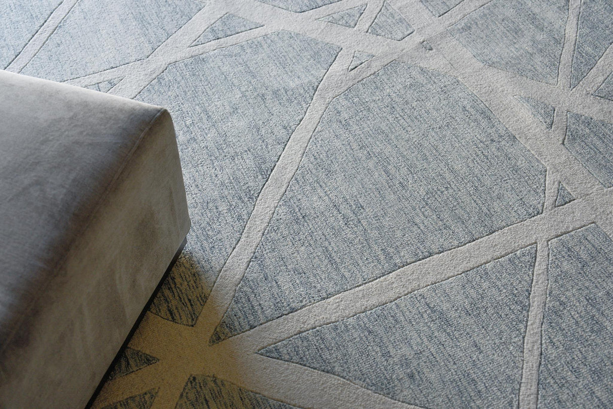 Exquisite Rugs Miami Handmade Hand-tufted New Zealand Wool on Canvas 6791 Silver/Ivory 6' x 9' Area Rug
