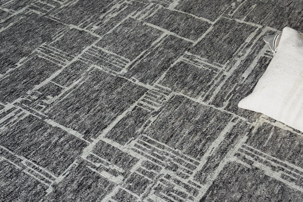 Exquisite Rugs Aldridge Hand-Knotted New Zealand Wool/Bamboo Silk 6829 Charcoal/Ivory 10' x 14' Area Rug