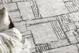 Exquisite Rugs Aldridge Hand-Knotted New Zealand Wool/Bamboo Silk 6830 Ivory/Charcoal 8' x 10' Area Rug