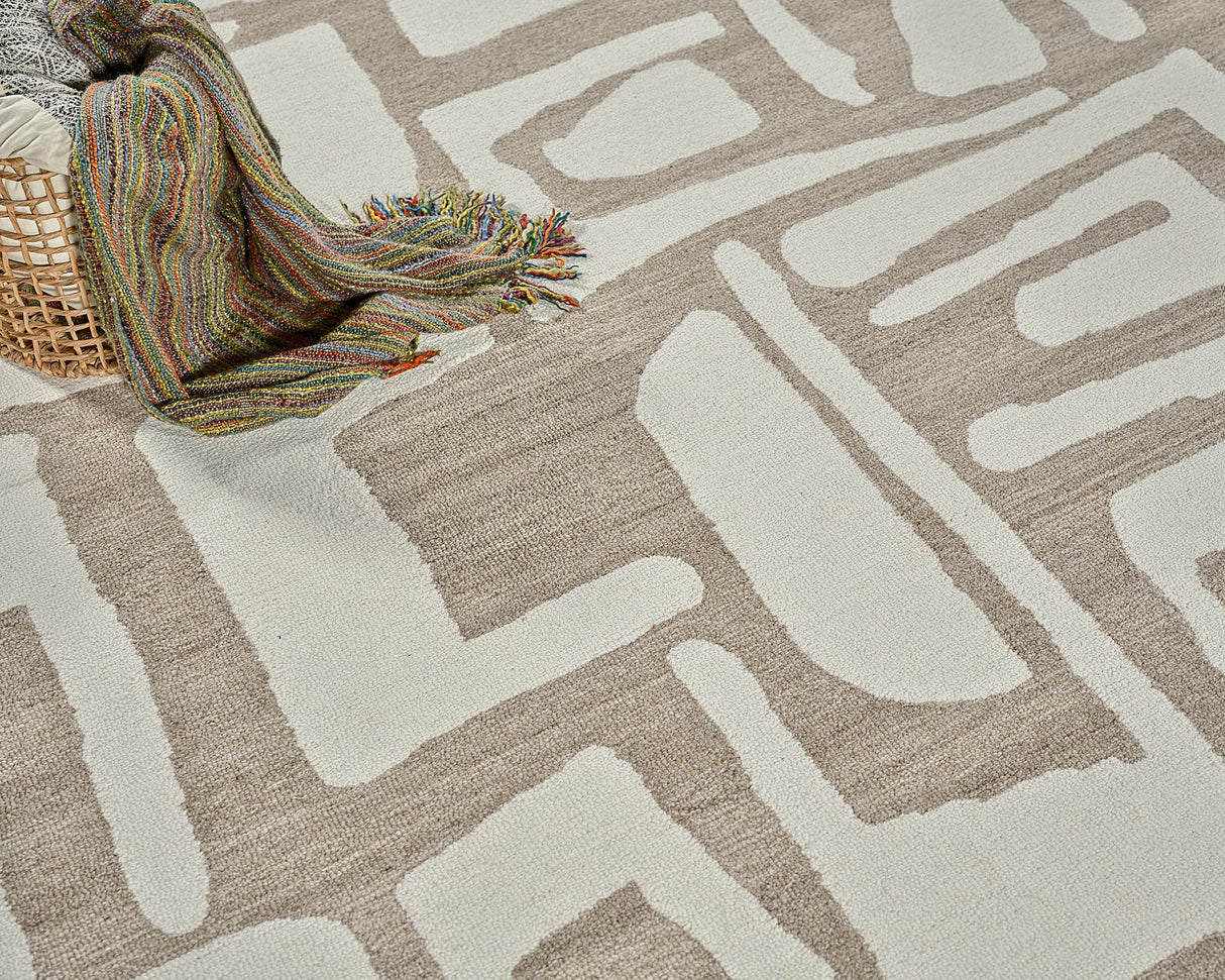 Exquisite Rugs Carmel Handmade Hand-tufted New Zealand Wool on Canvas 6848 Camel/Ivory 8' x 5' Area Rug