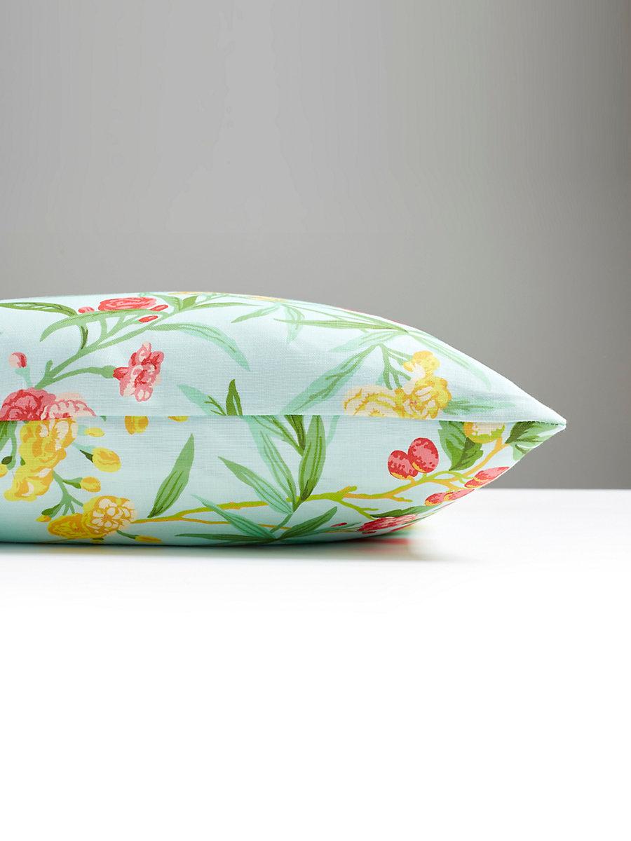Scalamandre Lanai Outdoor 22 X 22 - Passion Fruit Decorative Pillow