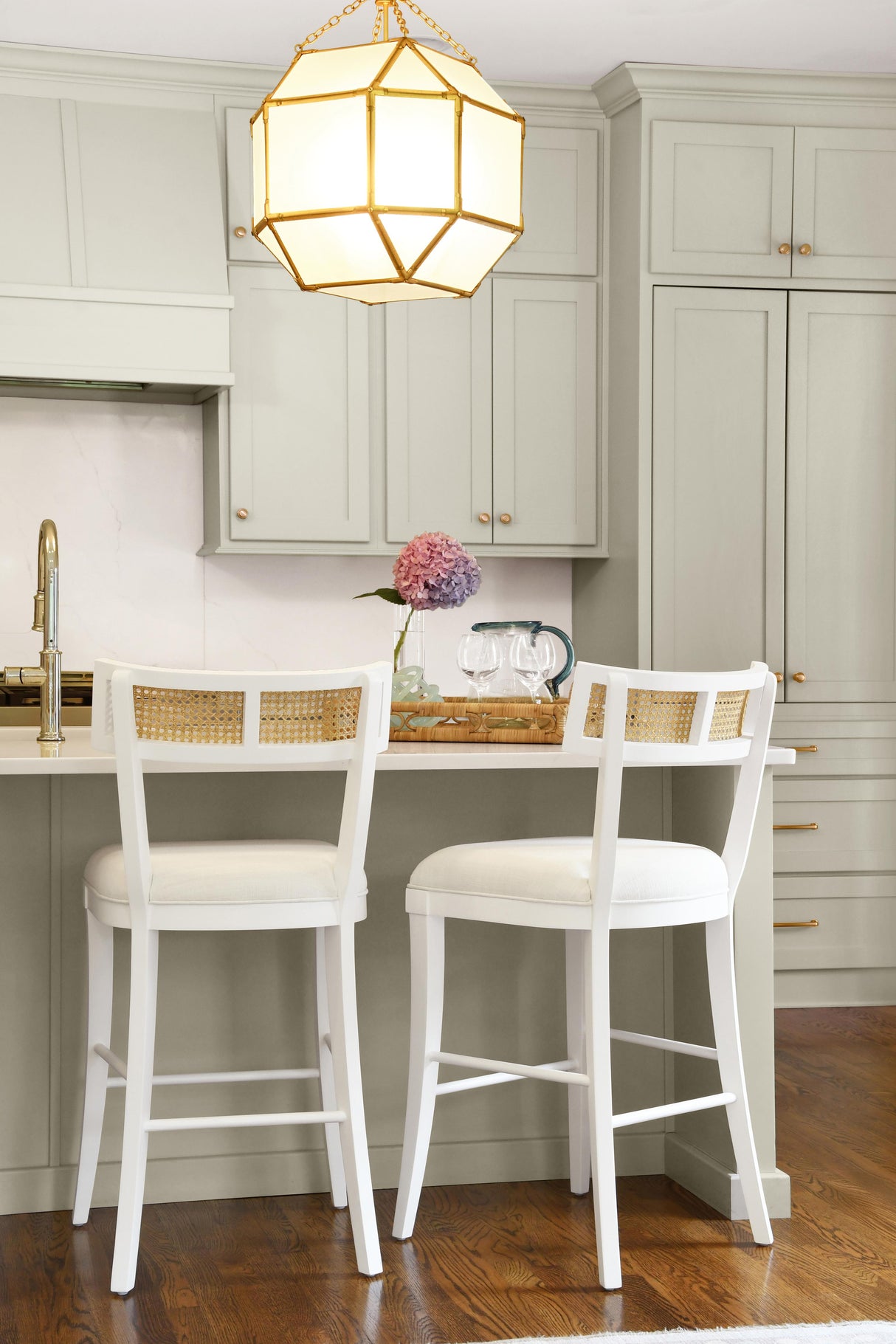 Worlds Away Klismos Dining Chair With Cane Detail In Matte White Lacquer