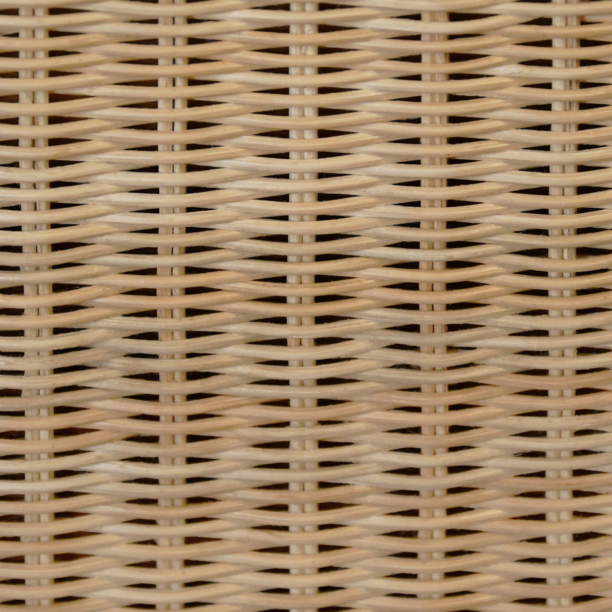 Worlds Away One Drawer Rectangular Side Table With Flared Scalloped Base In Rattan With Glass Top