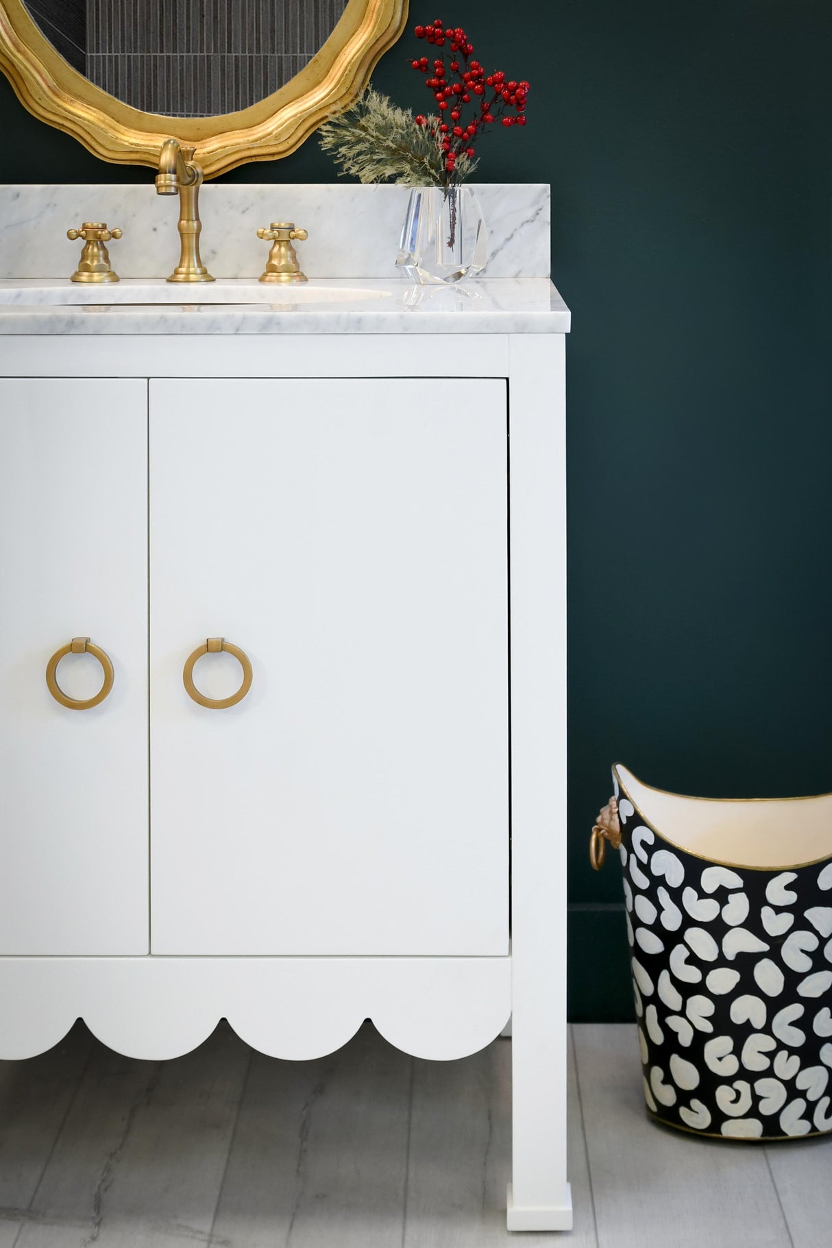 Worlds Away Bath Vanity With Scallop Detail In Matte White Lacquer With White Marble Top And Porcelain Sink
