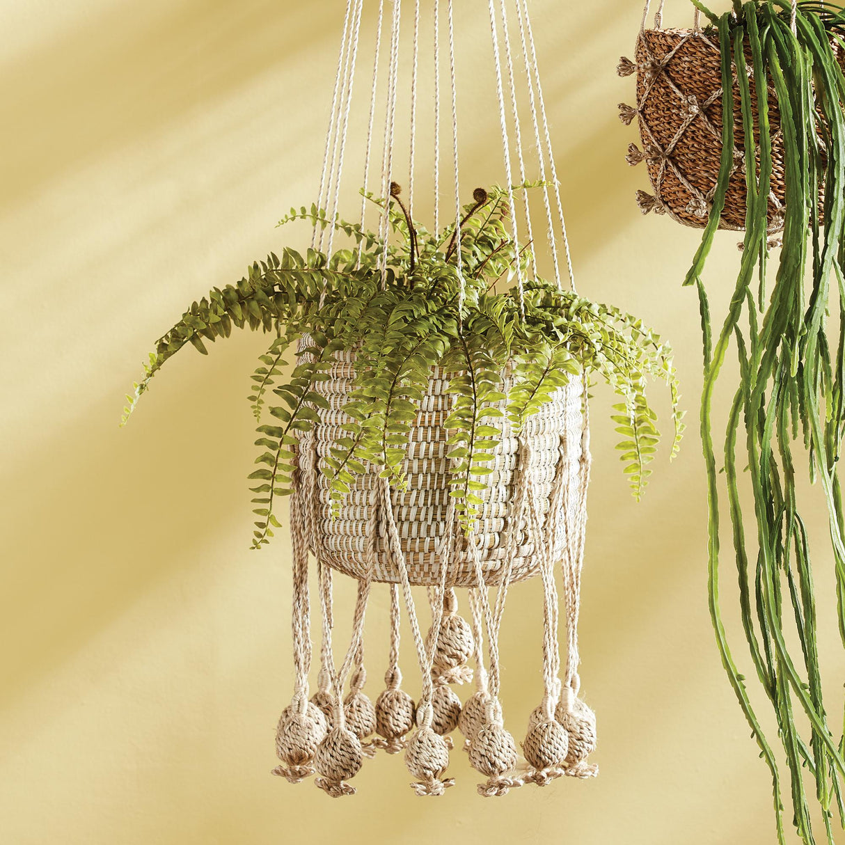 Napa Natural GAIA JUTE HANGING BASKET 11.75"