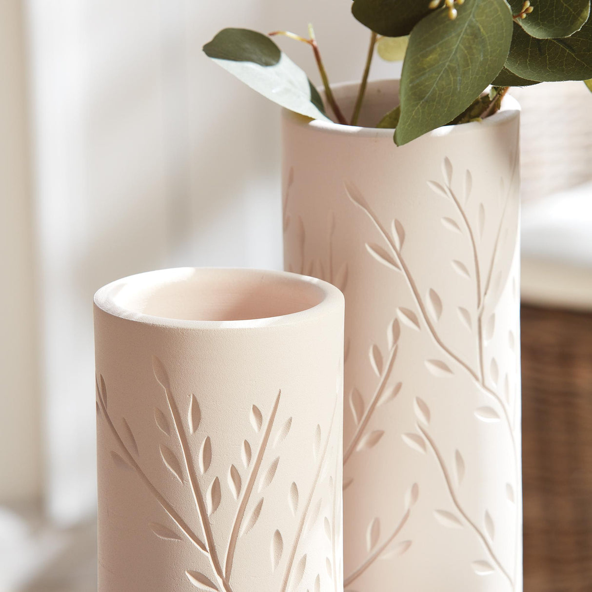 Napa Ecru EVA VASE MEDIUM