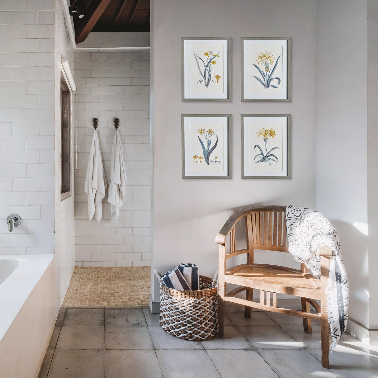 Napa Includes mat DAFFODIL PRINTS, SET OF 4