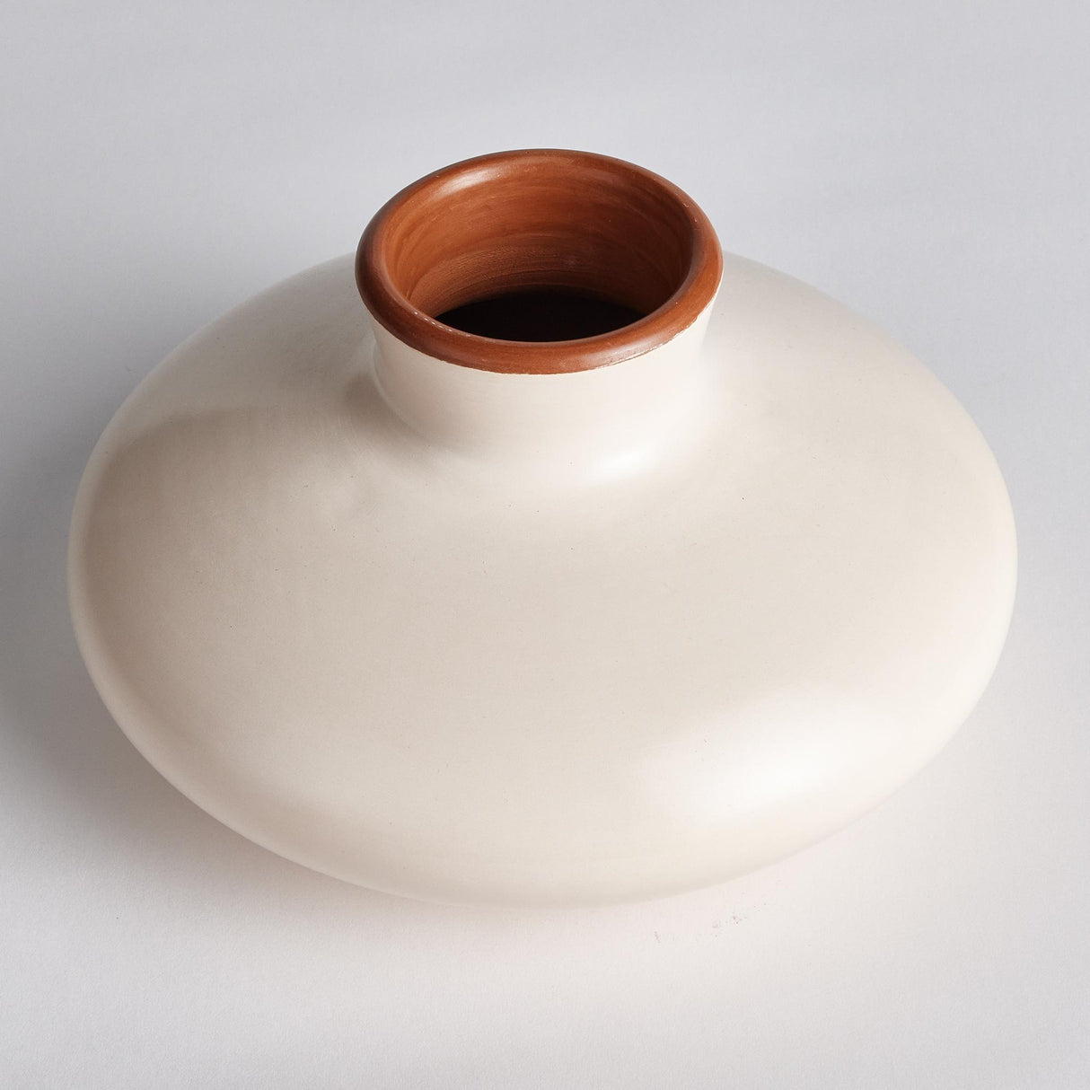 Napa Ecru FIORELLA VASE SMALL