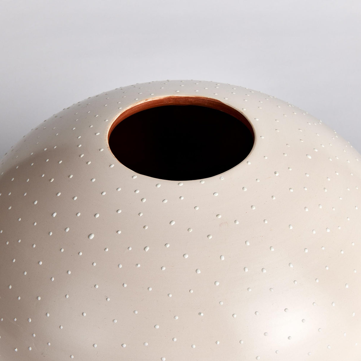 Napa Ecru/White KEYLA VASE MEDIUM