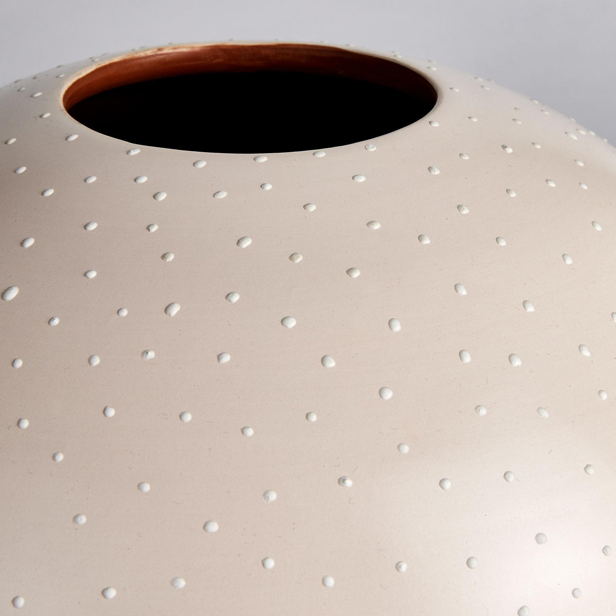 Napa Ecru/White KEYLA VASE MEDIUM