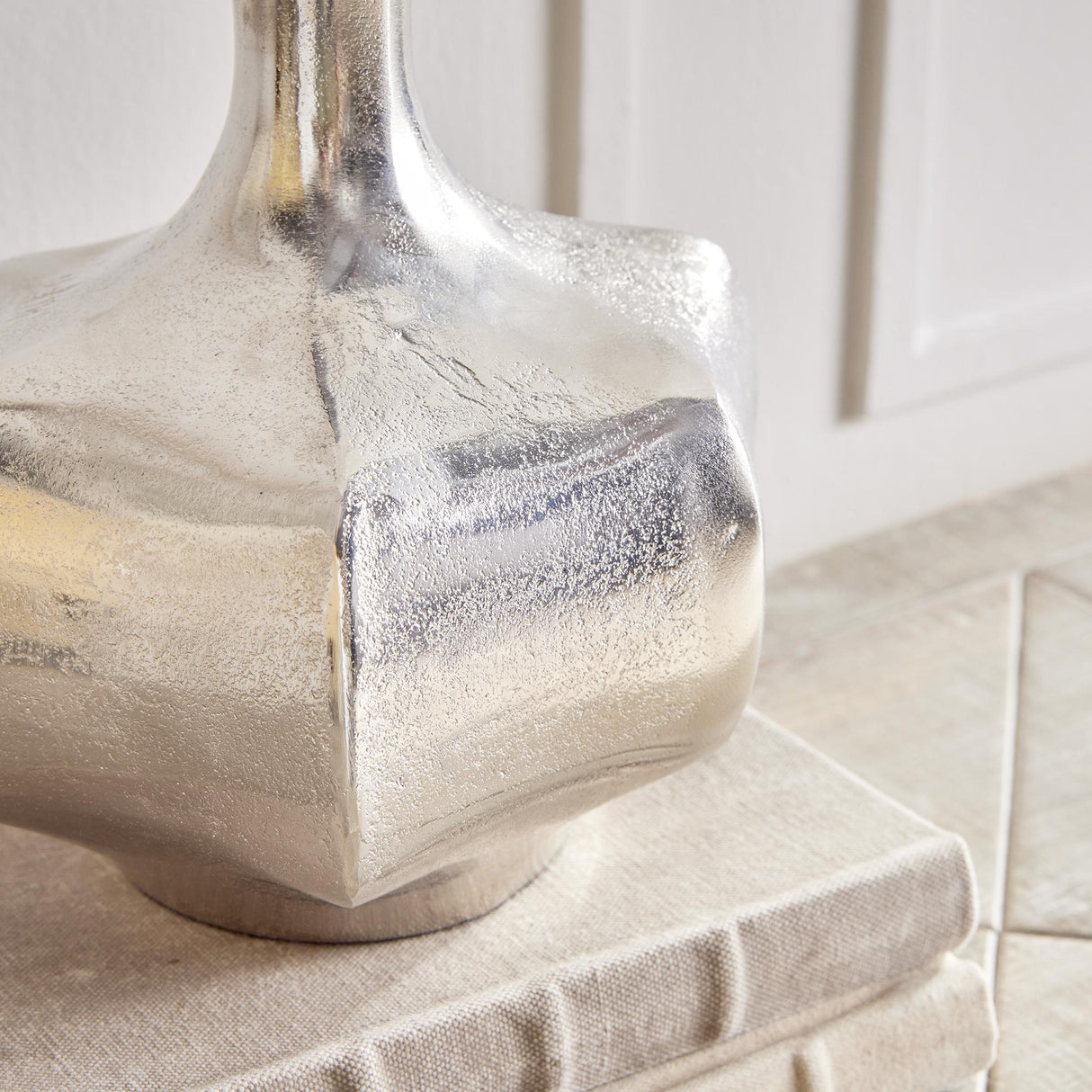 Napa Silver ZAIRE VASE SMALL