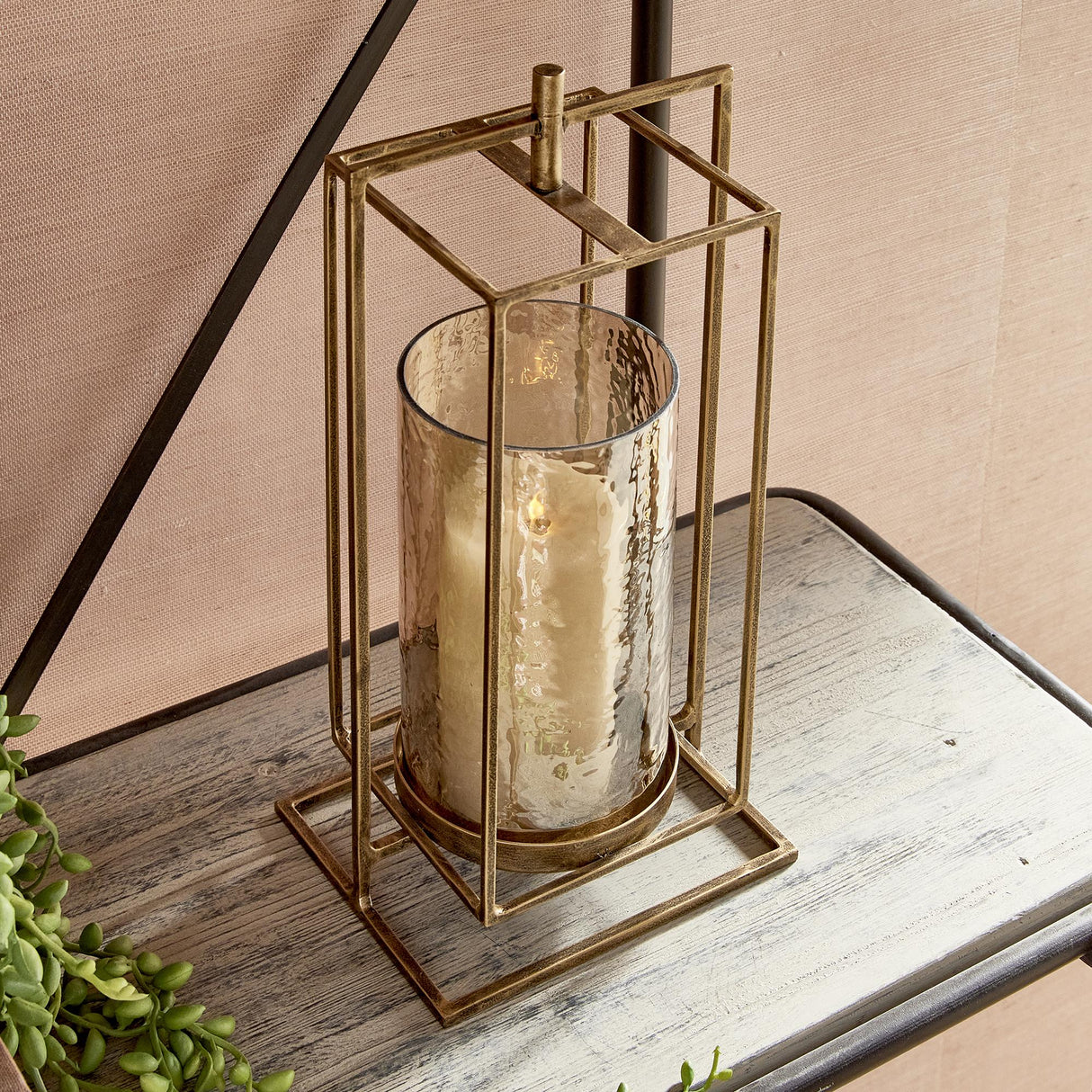 Napa Antique Gold/Hammered Luster Glass WESLEY HURRICANE LARGE