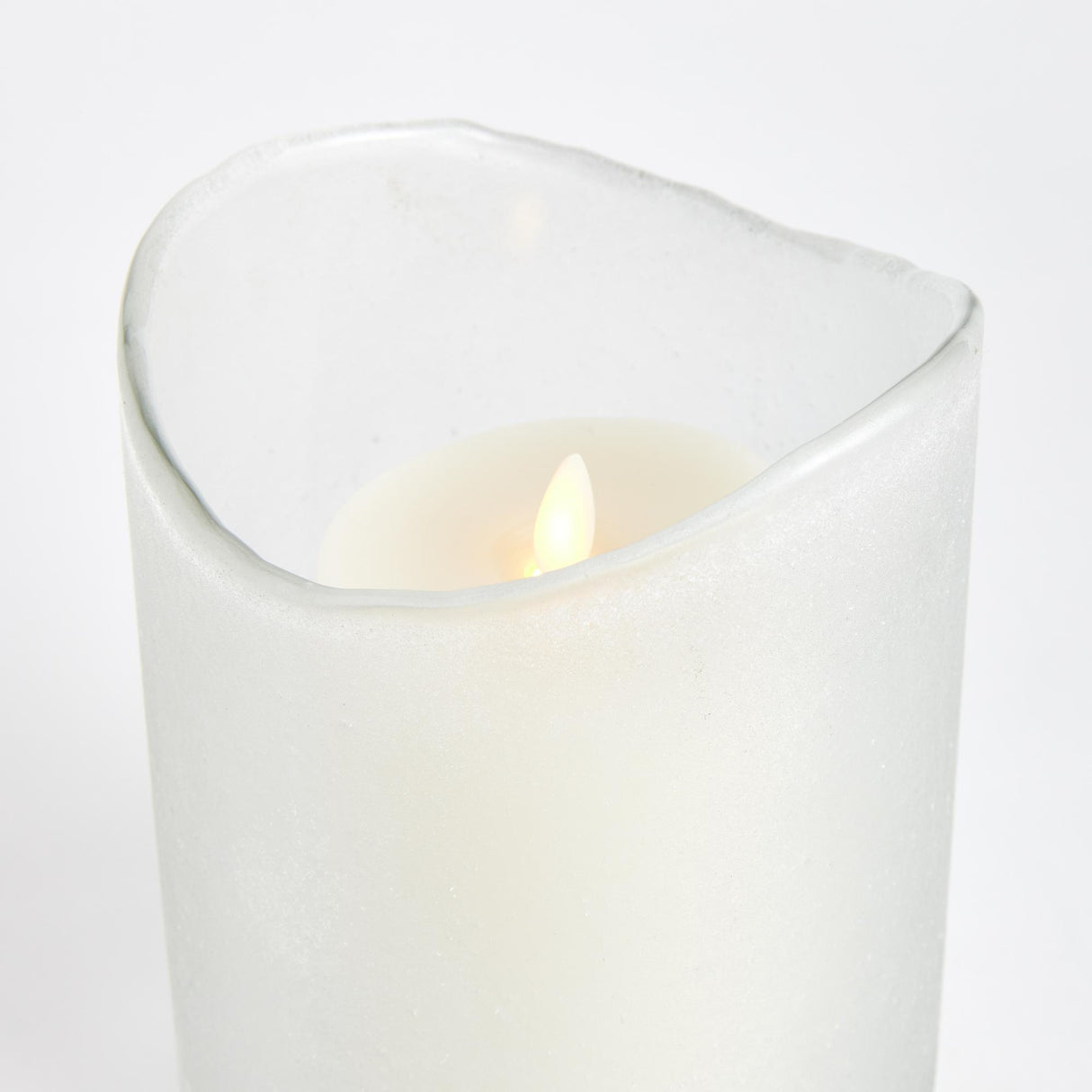 Napa White Frost DAVENPORT HURRICANE MEDIUM