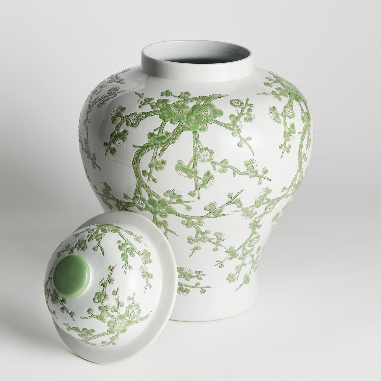 Napa Green/White IMPERIAL EMPRESS LIDDED GINGER JAR