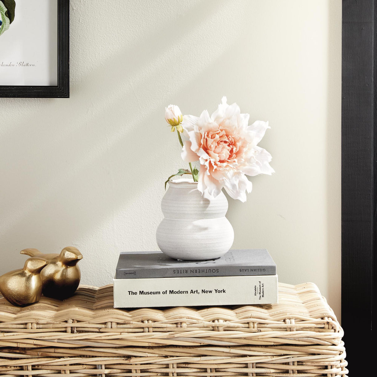 Napa White CHYRSSA VASE SMALL