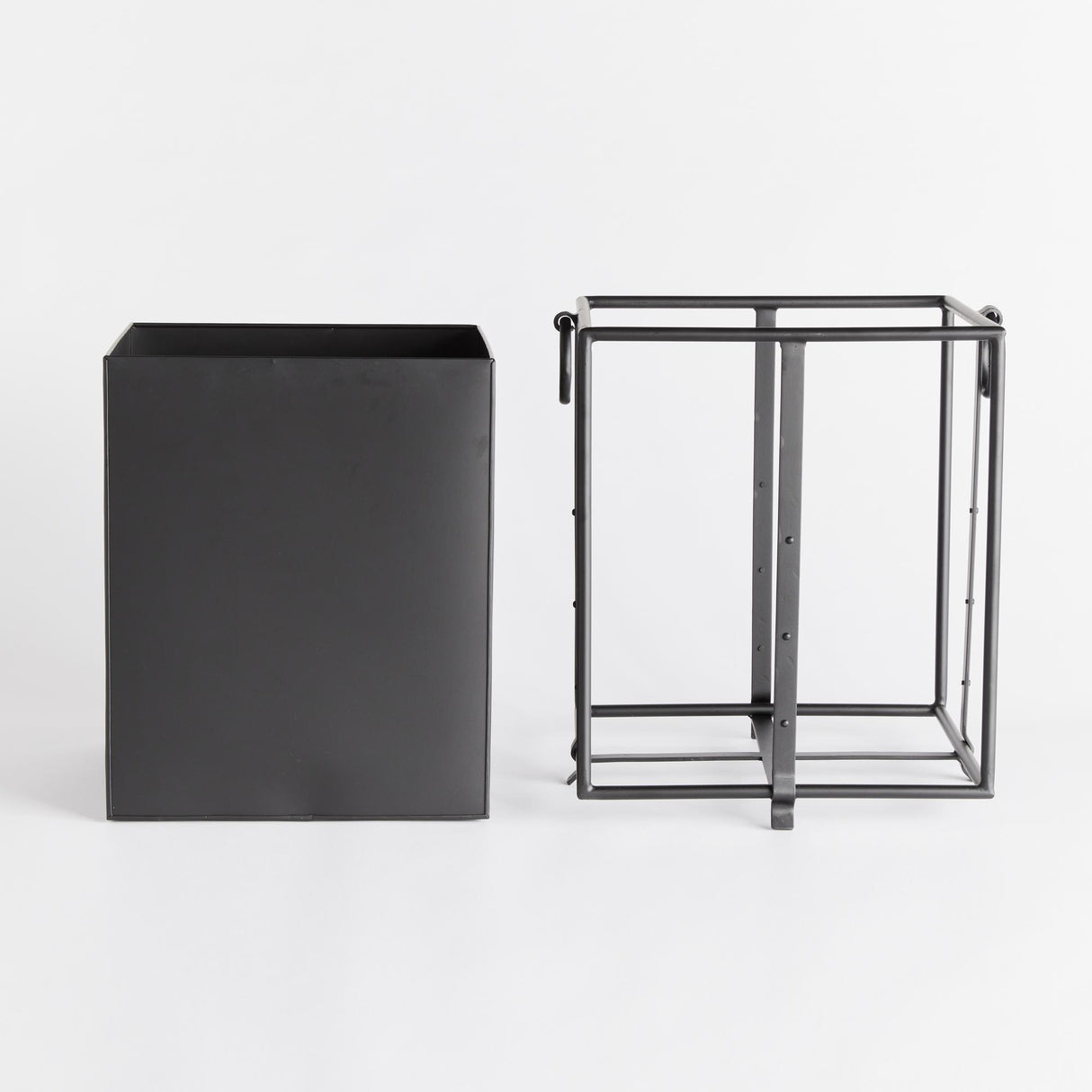 Napa Black CALLAHAN SQUARE PLANTER