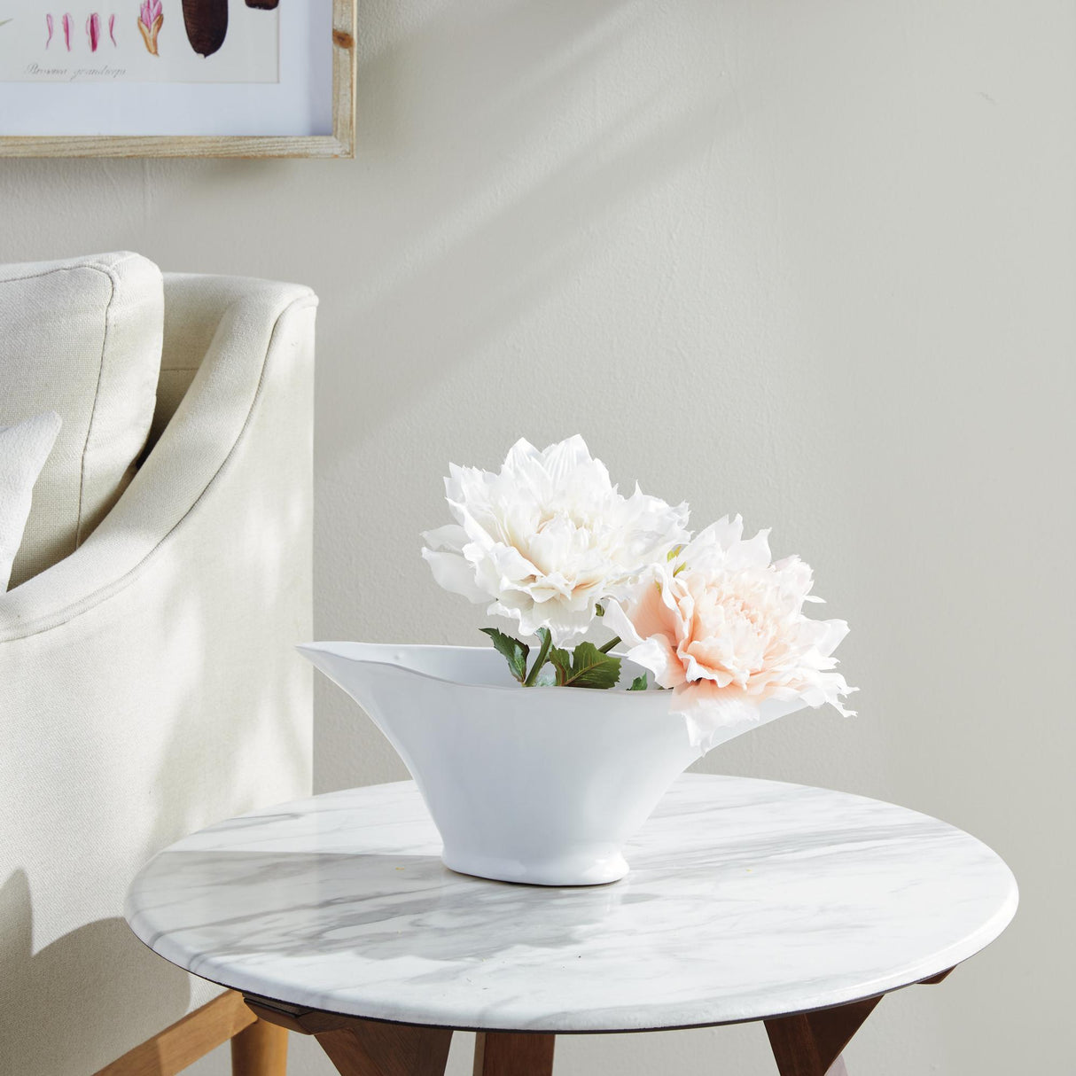 Napa White MADARA OVAL VASE SMALL
