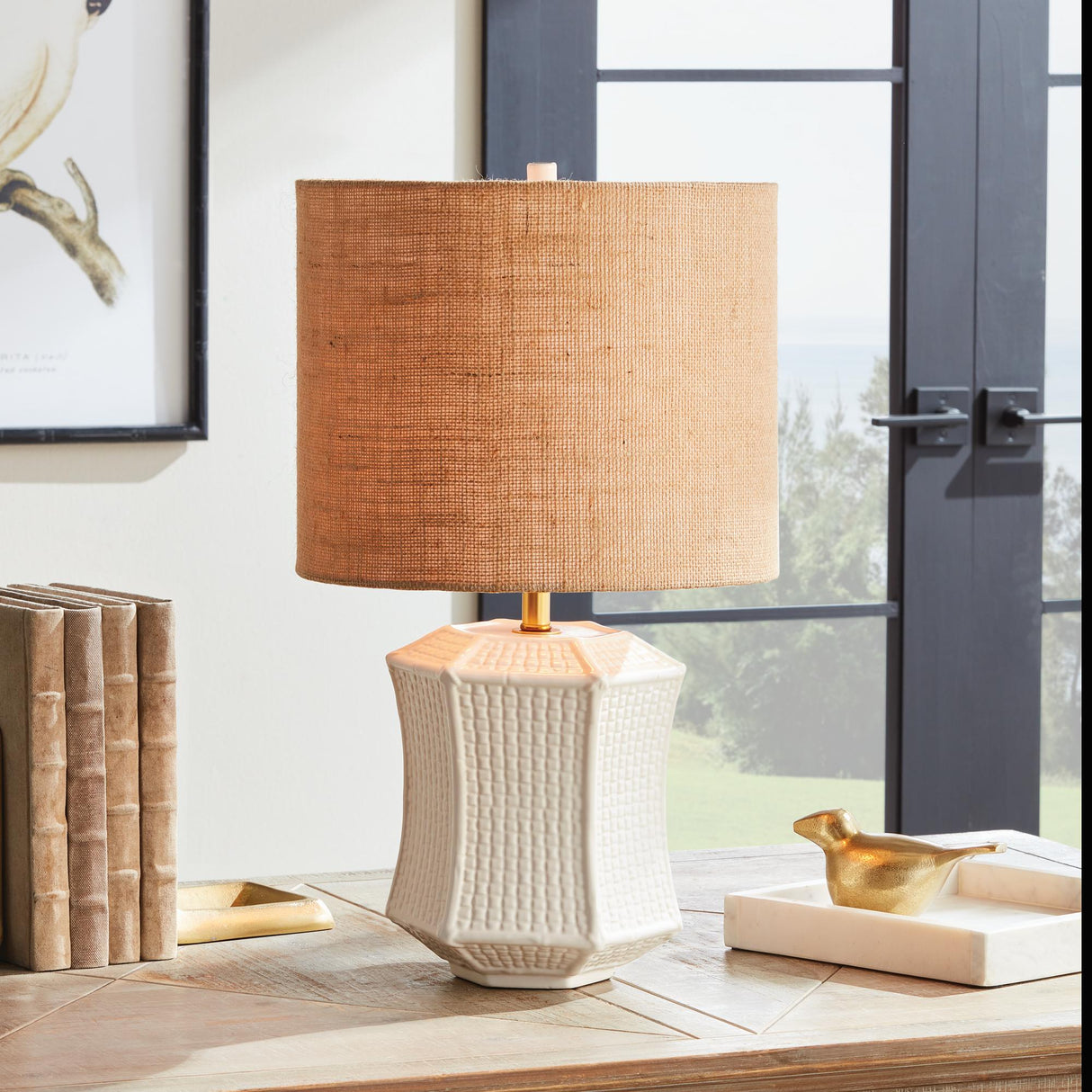Napa White LISHA LAMP