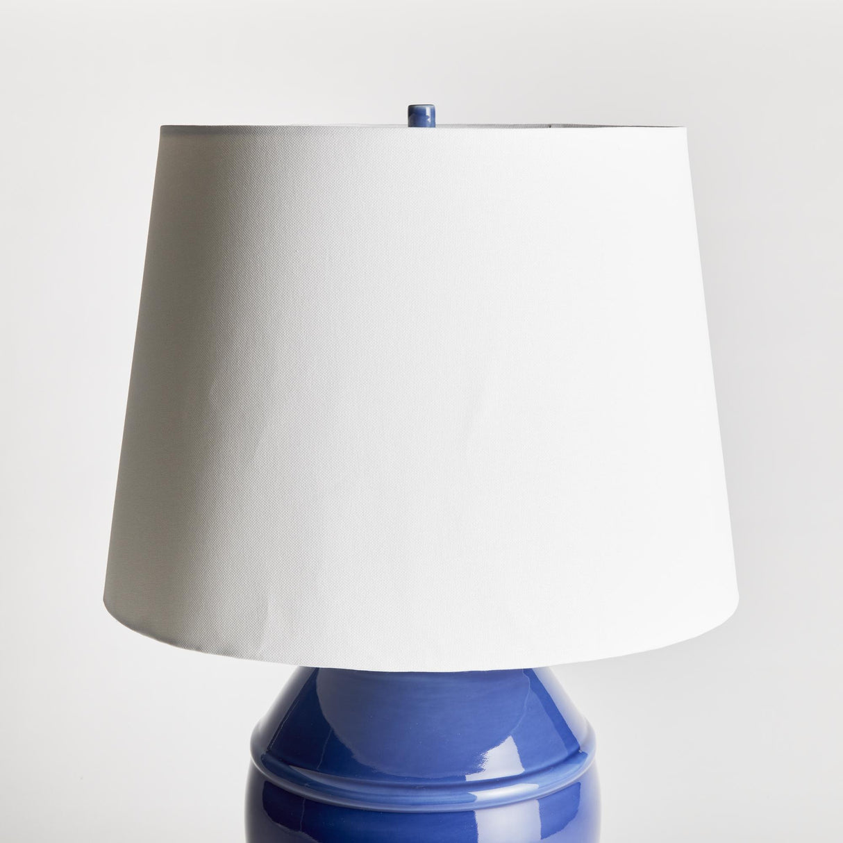 Napa Blue/White Lance Lamp