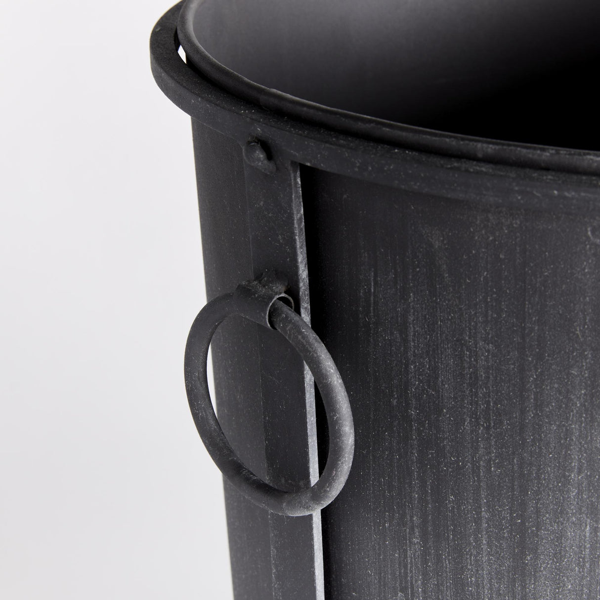 Napa Aged Zinc OBERON PLANTER MEDIUM