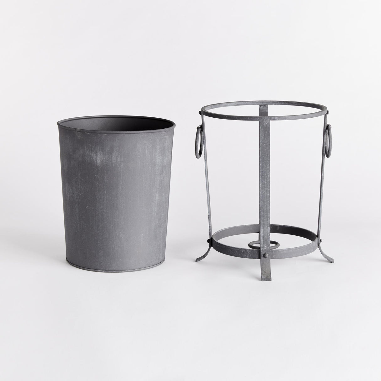 Napa Aged Zinc OBERON PLANTER SMALL