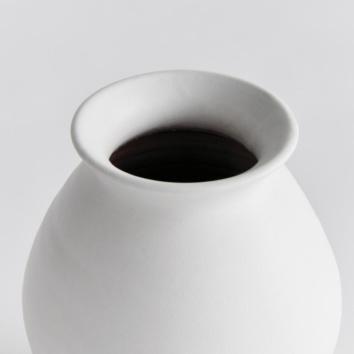 Napa White MIRELA VASE SMALL