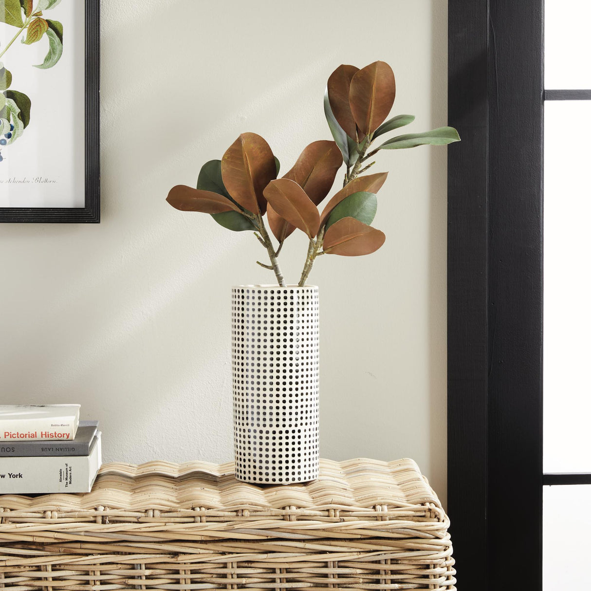 Napa Black/White MINA VASE