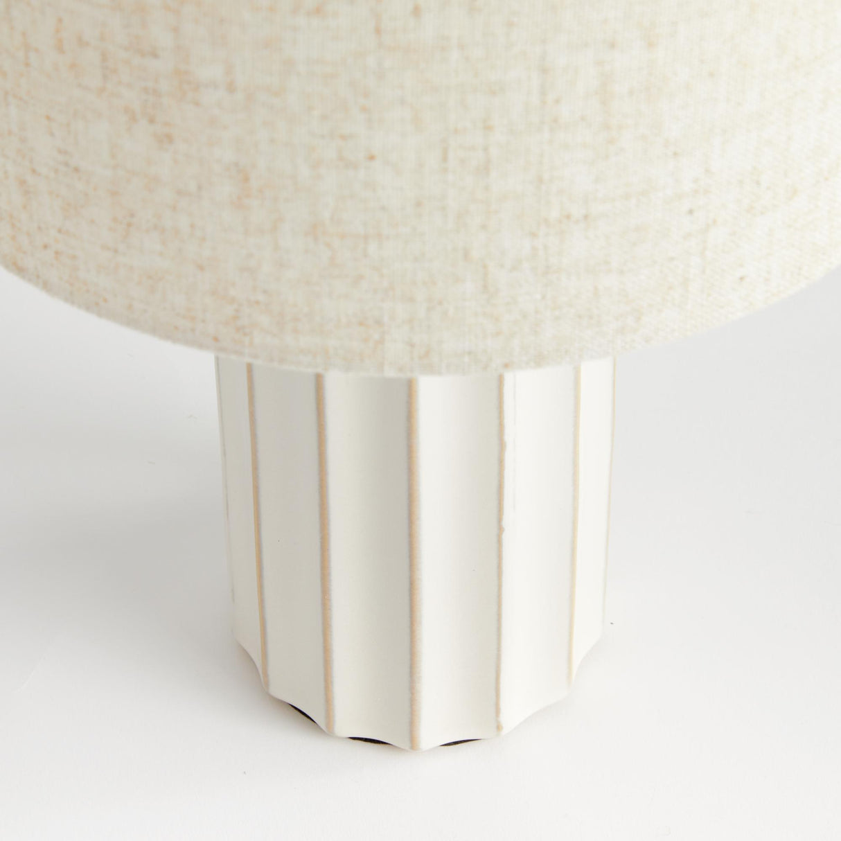 Napa White AUSTIN LAMP
