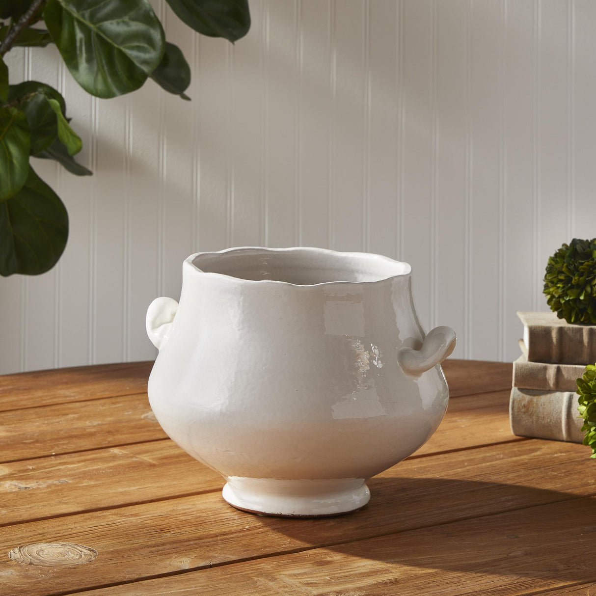 Napa White WELLON FOOTED CACHEPOT LARGE