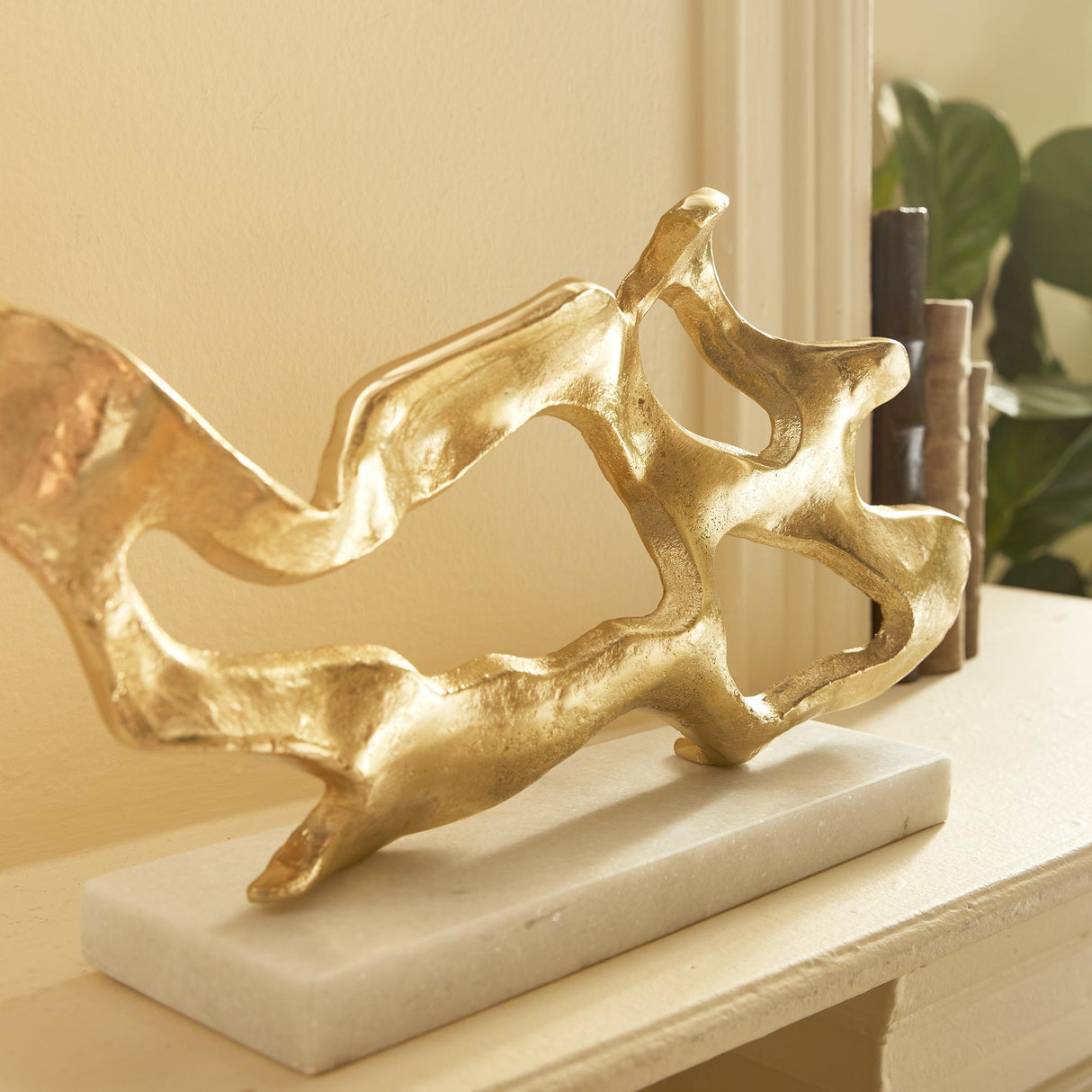 Napa Gold/White Marble COHEN SCULPTURE